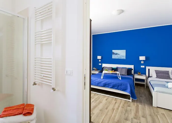 Private Bathroom Triple Room